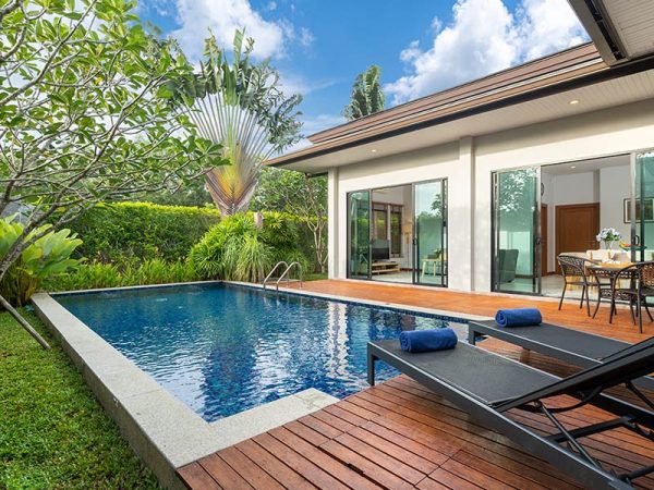 exterior-design-and-landscape-of-pool-villa-feature-decking-and-garden_t20_lRpxzw-2