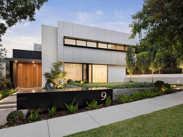 modern-house-exterior-E3A7NAJ